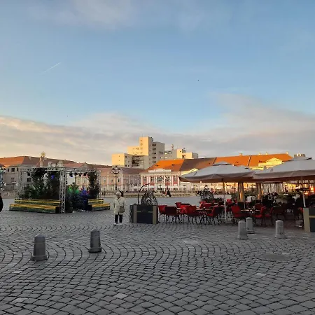 Apartament Piata Unirii- 1 *